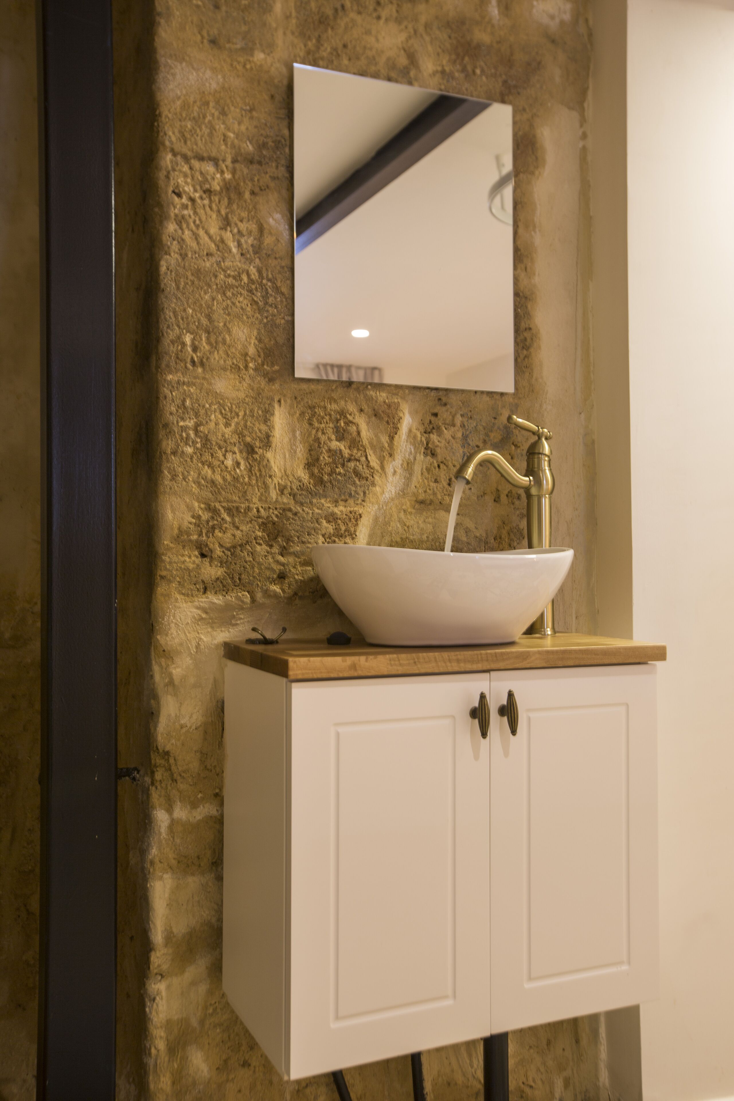 classic room | bathroom | shower, rainfall showerhead, towels, soap