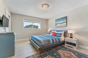 2 Schlafzimmer, Schreibtisch, Bügeleisen/Bügelbrett, WLAN