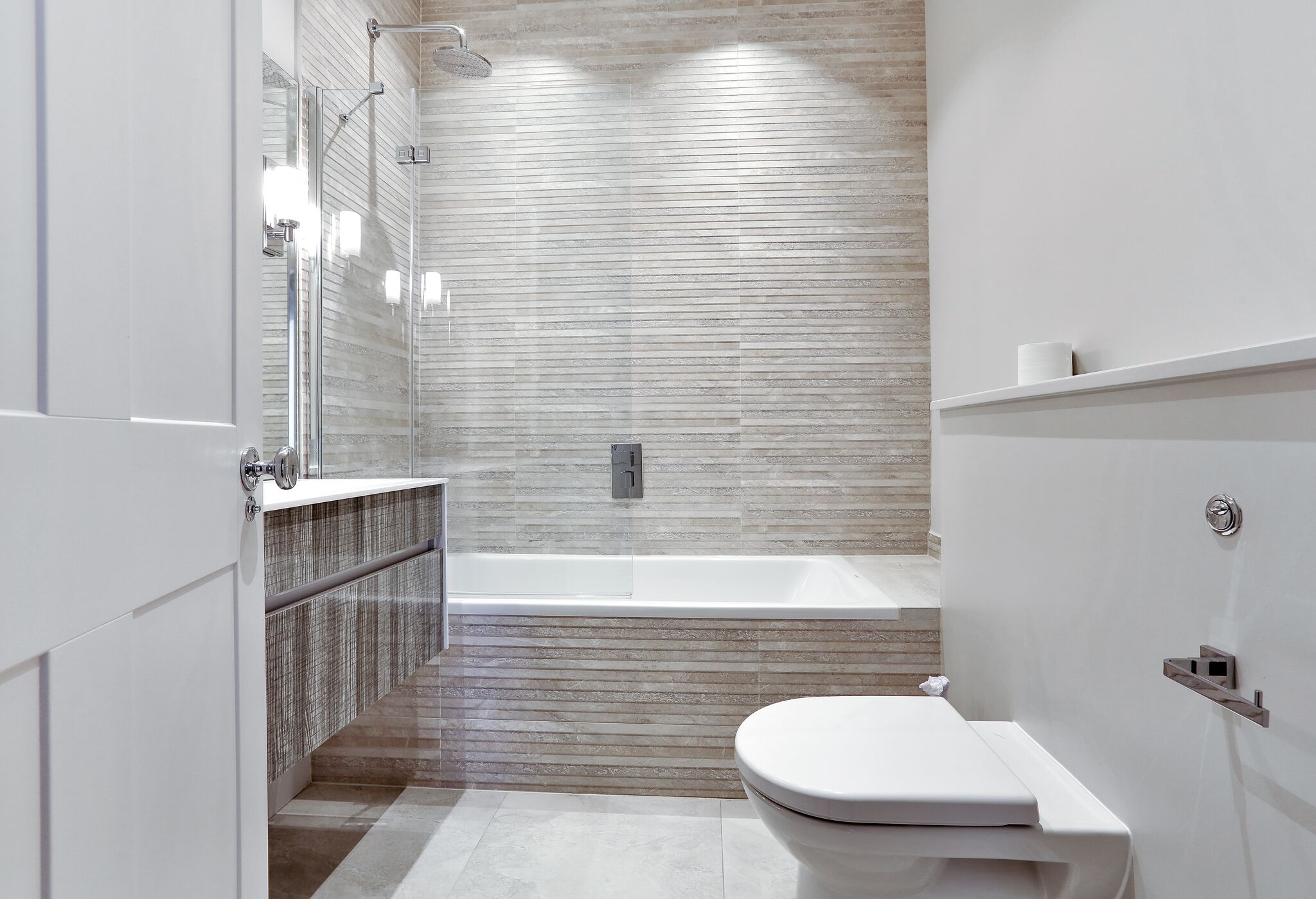 Combined shower/tub, hair dryer, towels, soap
