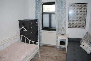 2 bedrooms