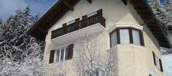 Holiday apartment in a quiet location on the edge of a forest