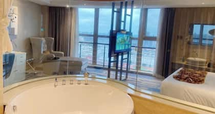 Golden Phoenix Hotel Luohe