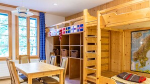 Standard Room, Multiple Beds, Shared Bathroom, Mountain View - Kandersteg International Scout Centre (Kandersteg)