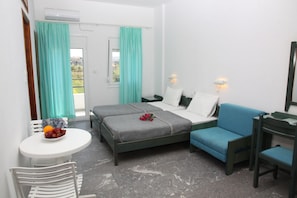 1 bedroom, free cots/infant beds, free WiFi