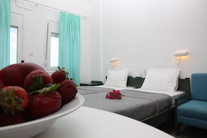 1 bedroom, free cots/infant beds, free WiFi, bed sheets