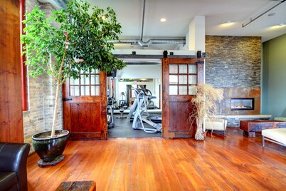 Designer Lofts in Dinkytown: Small or Large Groups