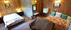 Chambre Double | Décoration personnalisée, ameublement personnalisé, draps fournis