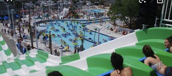 Ocean Lakes Cozy and Updated Beach Cottage