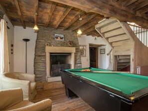House | Game room - Luxury Home in Gouvy With Pool & Sauna (Gouvy)