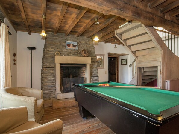 House | Game room - Luxury Home in Gouvy With Pool & Sauna (Gouvy)