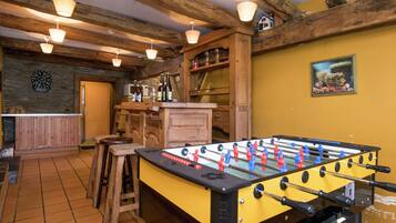 House | Games room