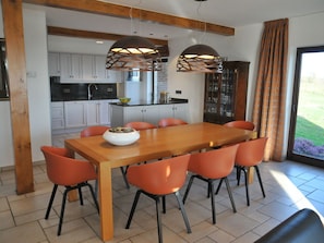 House | Dining