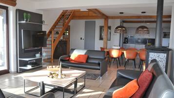 Casa | Cocina privada | Tetera eléctrica y tostadora