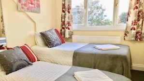 Loft | WiFi (free), bed sheets - London Deluxe Loft Apartment (London)