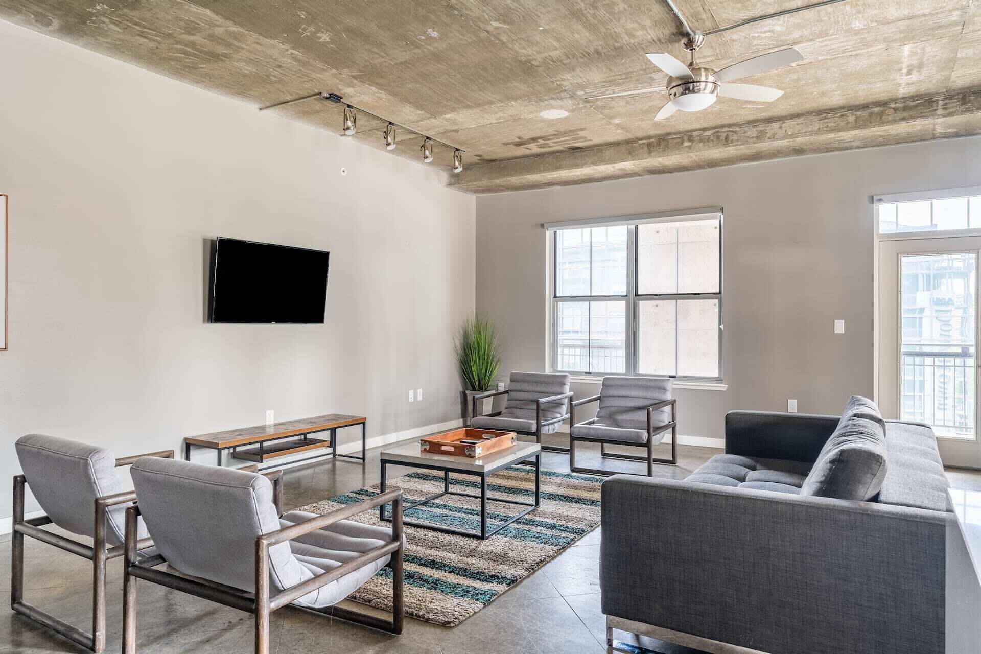 Kasa | Family-friendly 2BD, Downtown | Austin