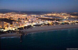 On the beach - White Sand (Portimão)