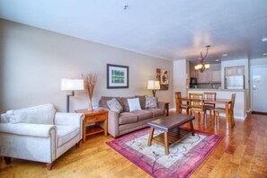 Condo (100-1_Lakeside_Village) | Living room | TV, fireplace, DVD player