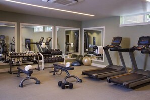 Room (Aspen Gant Platinum 3) | Fitness facility - Luxury 3 Bedroom Downtown Aspen Vacation Rental With Amenities Including Heated Pool, Hot Tubs, Game Room and Spa (Aspen)