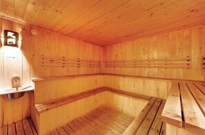 Condo (Vail Lion Square 2 Bed Gold) | Spa - Ski in, Ski out 2 Bedroom Vacation Rental in the Heart of Lionshead Village (Vail)