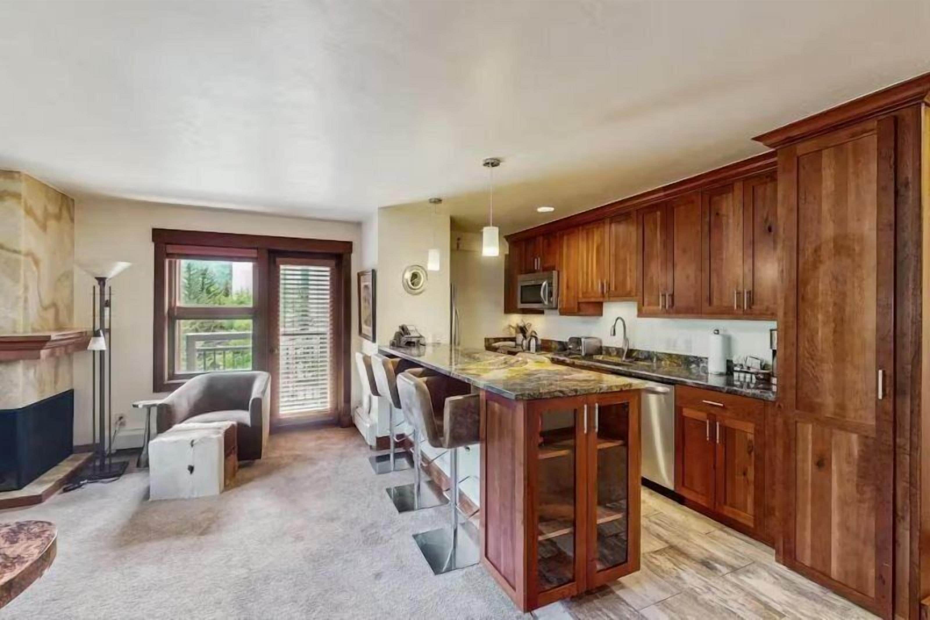 Condo (Vail Lion Square 1 Bed Gold) | Private kitchen | Dining tables