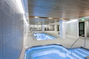 Studio (Vail Lion Studio) | Ulkopuoli