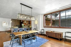 Private kitchen - Platinum Vail Solaris 3 Bedroom With Den Vacation Rental Set at the Base of the Mountain Just Steps From the Gondola (Vail)