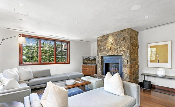 Condo (Vail Solaris 3 Bedroom) | Exterior