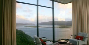 Standard Cottage, 4 Bedrooms | Living room - Dazzling View (Knysna)