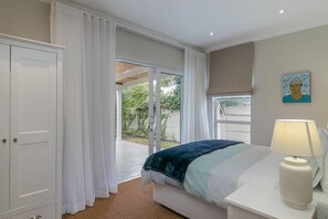 Free WiFi, bed sheets - Fiddlewood House (Knysna)