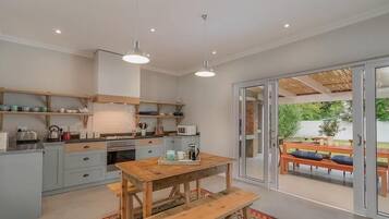 Comfort Cottage, 3 Bedrooms | Private kitchen | Coffee/tea maker