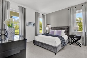 6 bedrooms, iron/ironing board, WiFi, bed sheets
