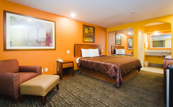 Desk, laptop workspace, free WiFi