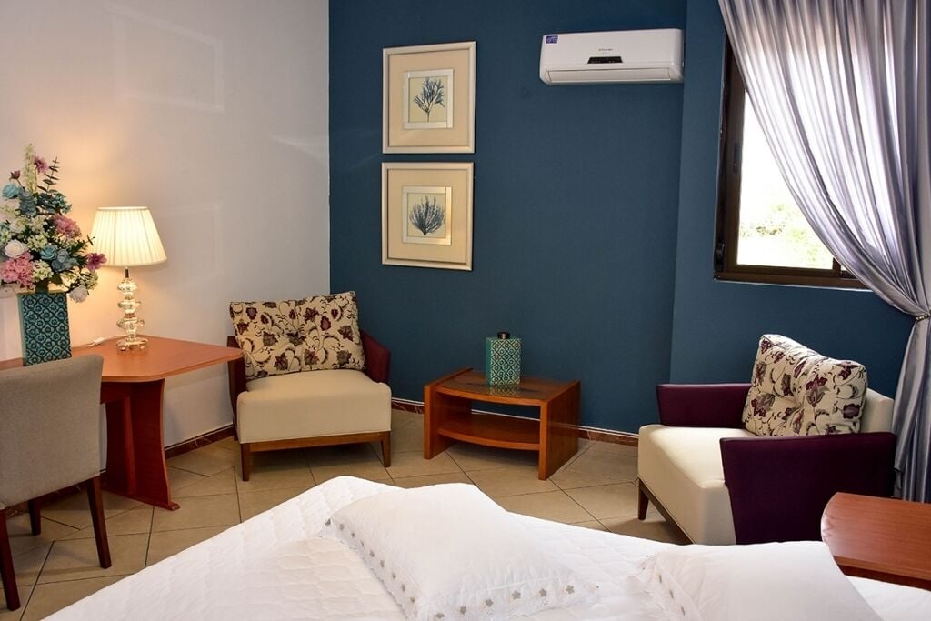 hypo-allergenic bedding, desk, laptop workspace, free wifi