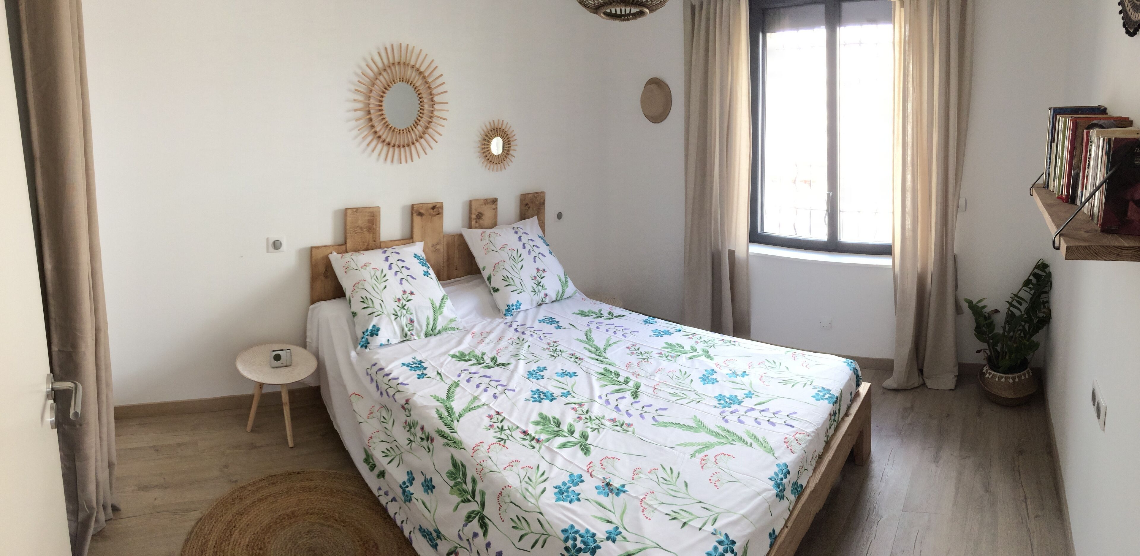 3 chambres, fer et planche à repasser, lit parapluie, Wi-Fi gratuit