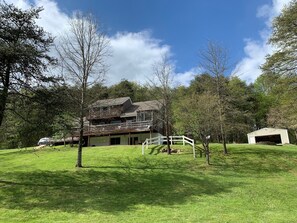 Exterior - Cave & Creek- Hocking Hills- 1 mi to Old Man's Cave- 20 Private Acres (Logan)