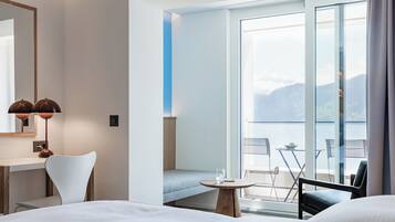 Ropa de cama hipoalergénica y minibar