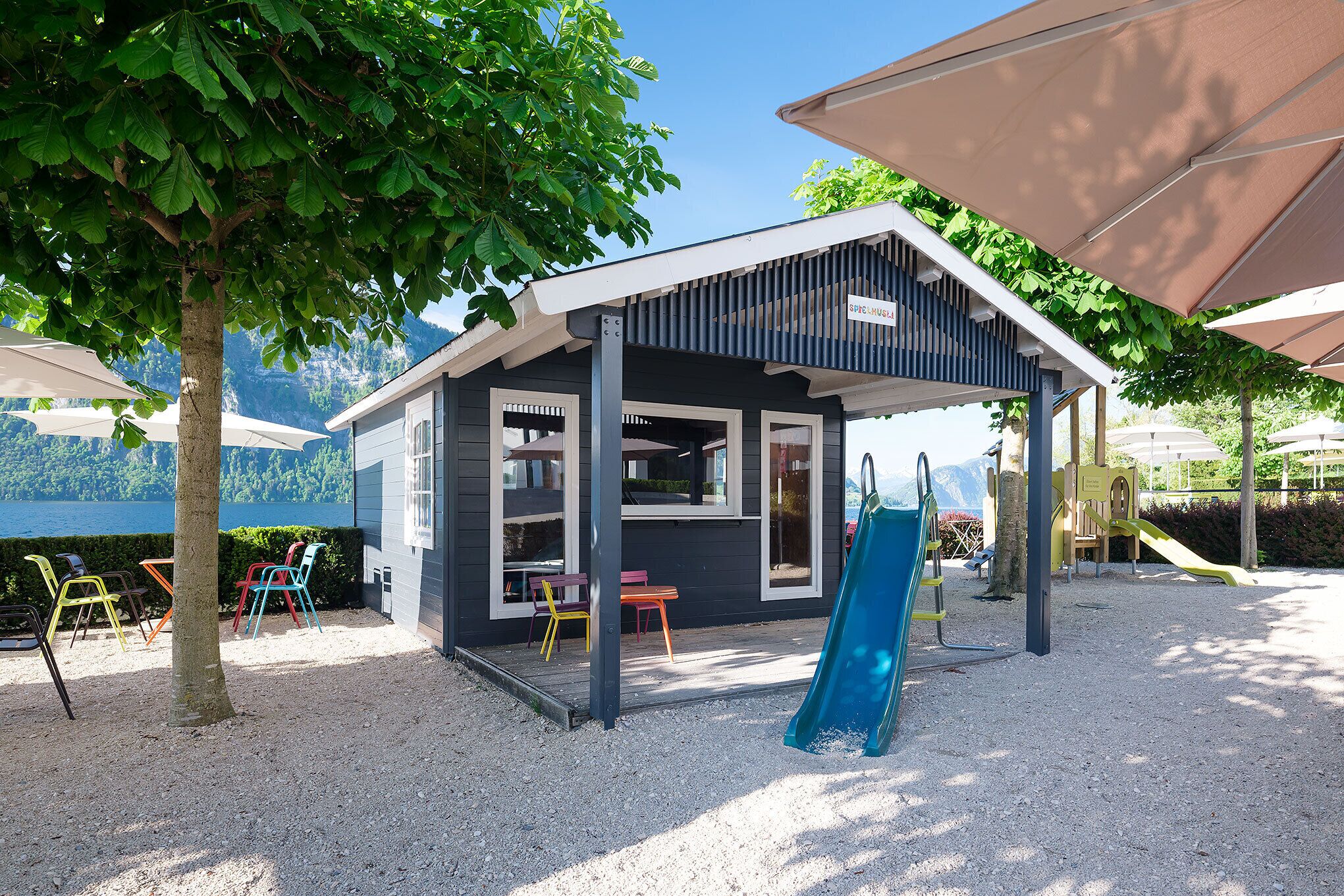 children’s play area – outdoor