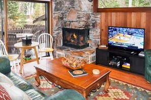 Condo, 3 Bedrooms | Living room | TV - Tahoe Taverns 101 by Tahoe Mountain Properties (Tahoe City)