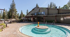 Outdoor pool - Basque Haus by Tahoe Mountain Properties (Truckee)