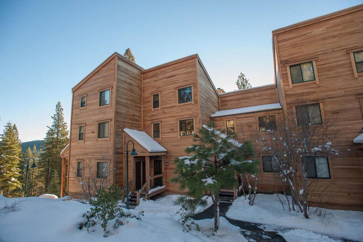 Condo, 3 Bedrooms, Mountain View | Exterior