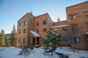 Apartamento, 3 habitaciones, vistas a la montaña | Exterior