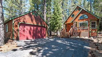 House, 3 Bedrooms | Exterior