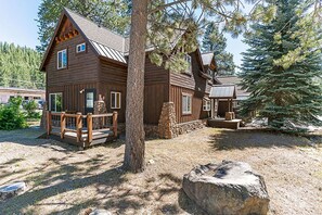 House, 4 Bedrooms | Exterior