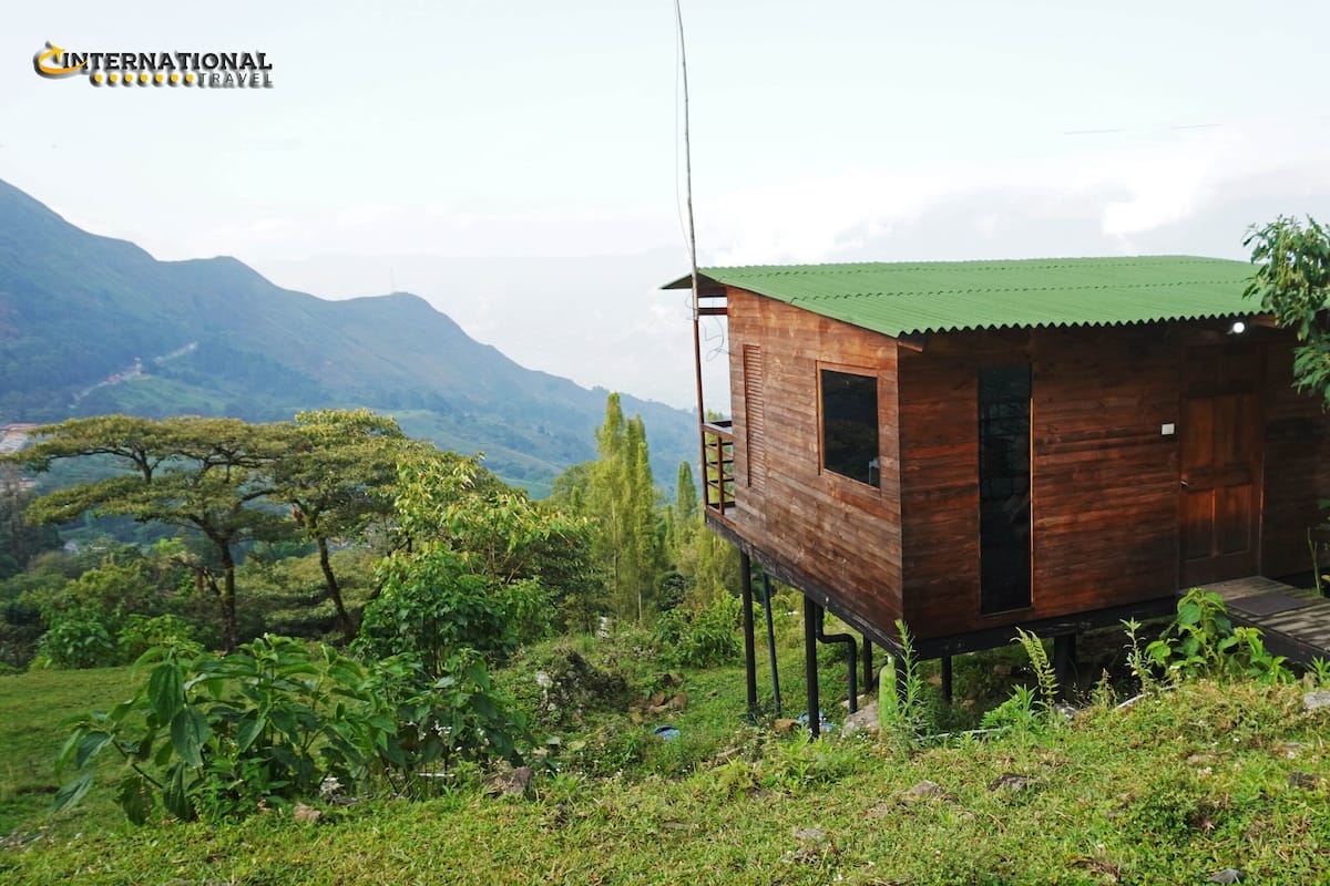 Cabane Standard, 1 grand lit, balcon, vue montagne | 1 chambre, literie de qualité supérieure, matelas Tempur-Pedic