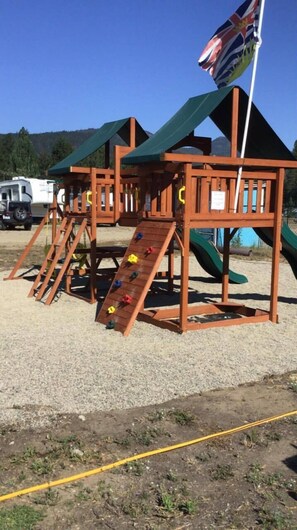Children's play area - outdoor