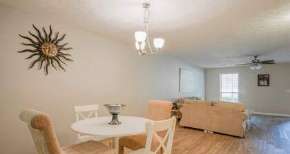 GA Horse Park townhome, sleeps 4