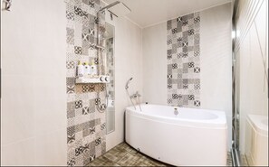 Standard Room | Bathroom | Jetted bath, free toiletries, hair dryer, towels - Gentleman (Suncheon)