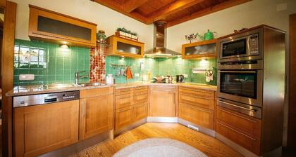 Holiday House in Feistritz Ob Bleiburg with Sunny Terrace