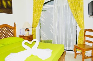 4 bedrooms, in-room safe, free WiFi, bed sheets