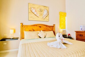 4 Schlafzimmer, Zimmersafe, kostenloses WLAN, Bettwäsche